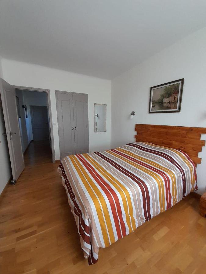 La Pause Sous Le Pin B&B Chambres D'Hotes Capestang Exterior foto