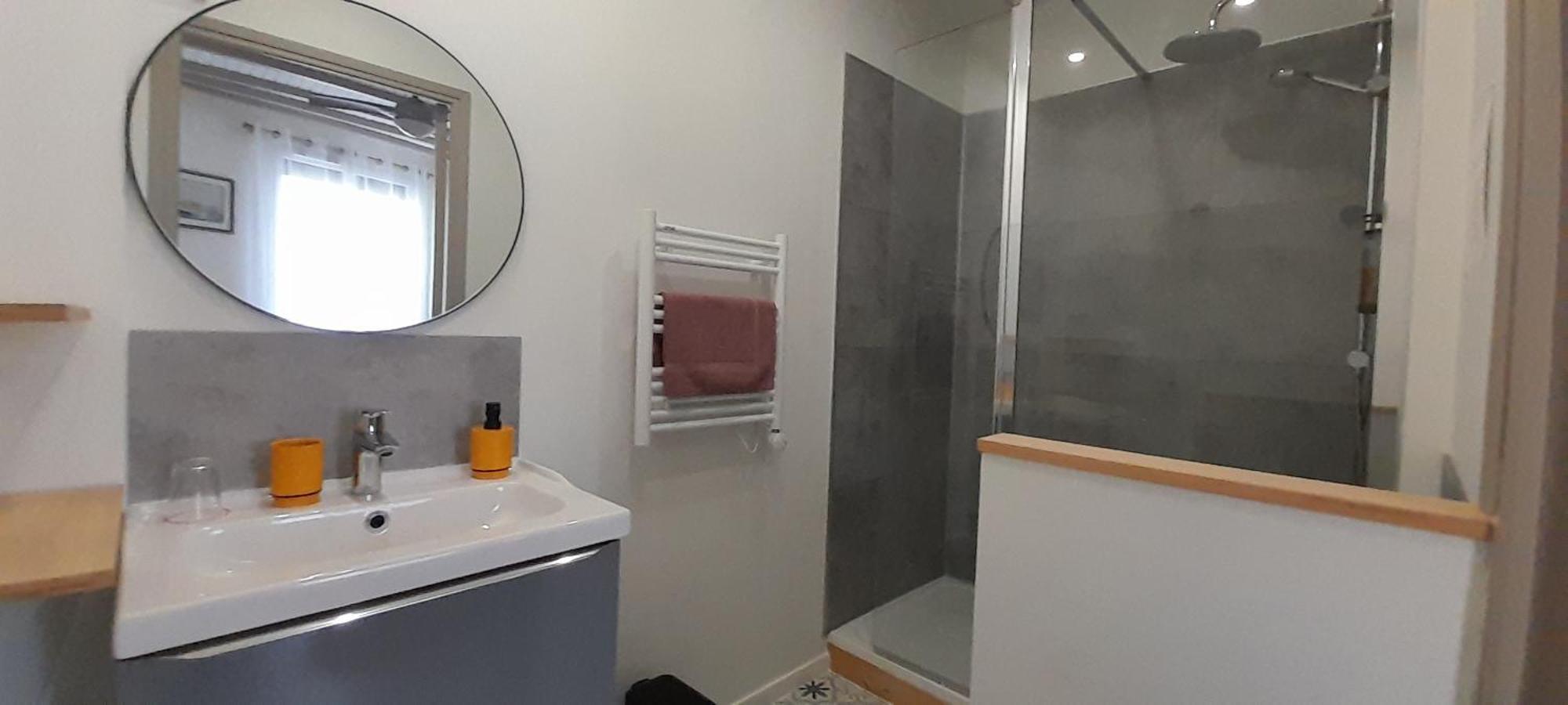 La Pause Sous Le Pin B&B Chambres D'Hotes Capestang Exterior foto